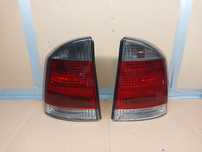 KOMPLET Lamp tył tylnych VECTRA C Hatchback 2004 rok GTS ciemne