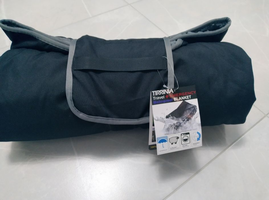 Для подорожей плед одіяло водонепроникне Tirrinia