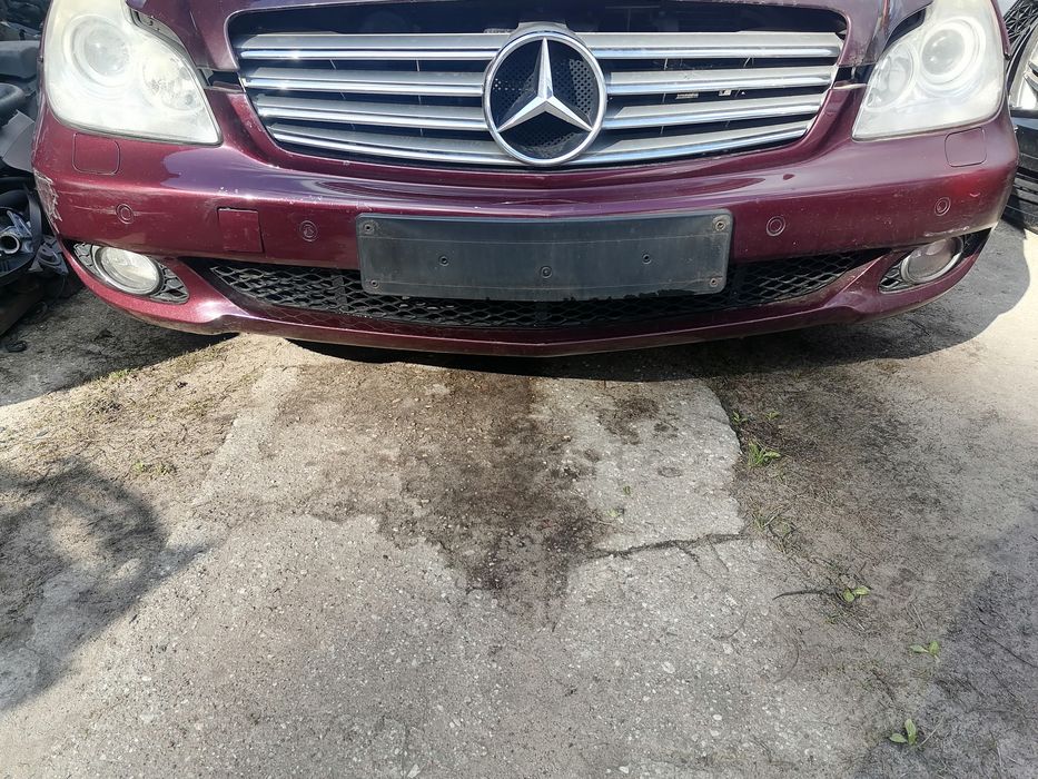 Mercedes 219 cls zderzak przód przedni