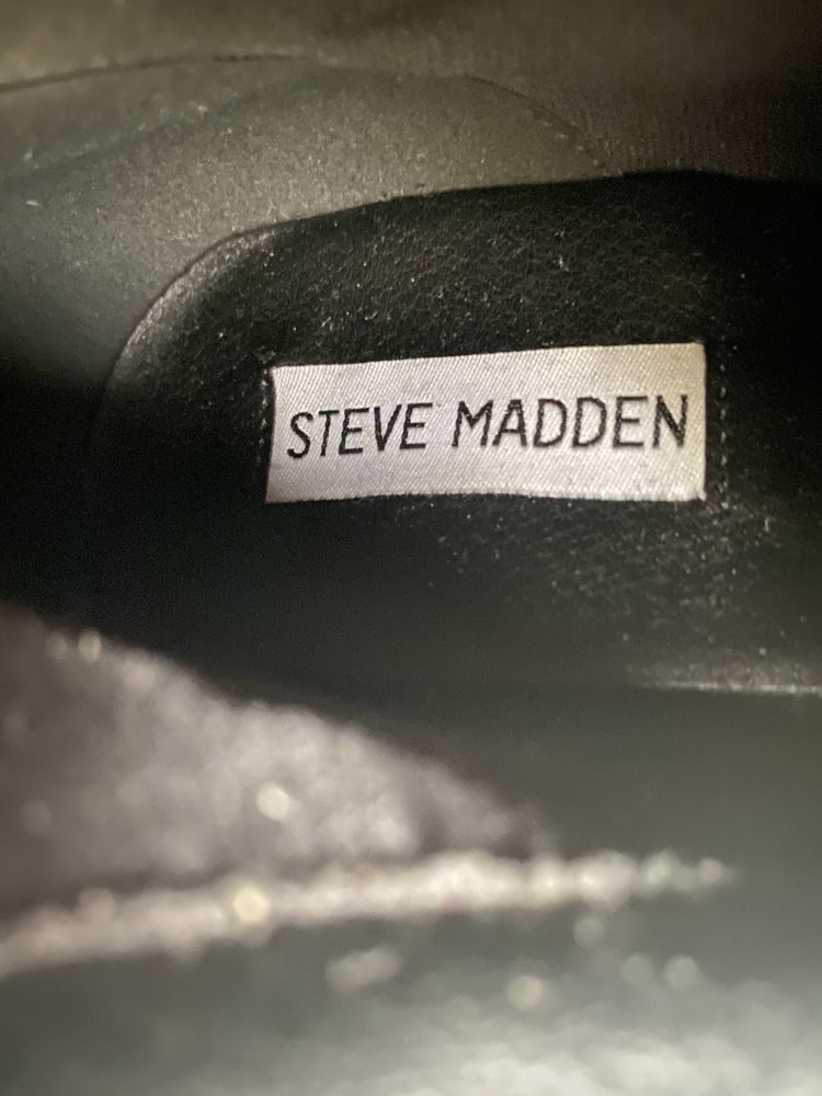 Czarne kozaki muszkieterki na szpilce za kolano hit instagrama Steve M