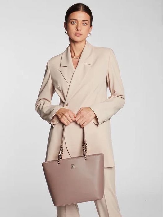 TOMMY HILFIGER Сумка Th Chic Tote AW0AW14179 Бежевий