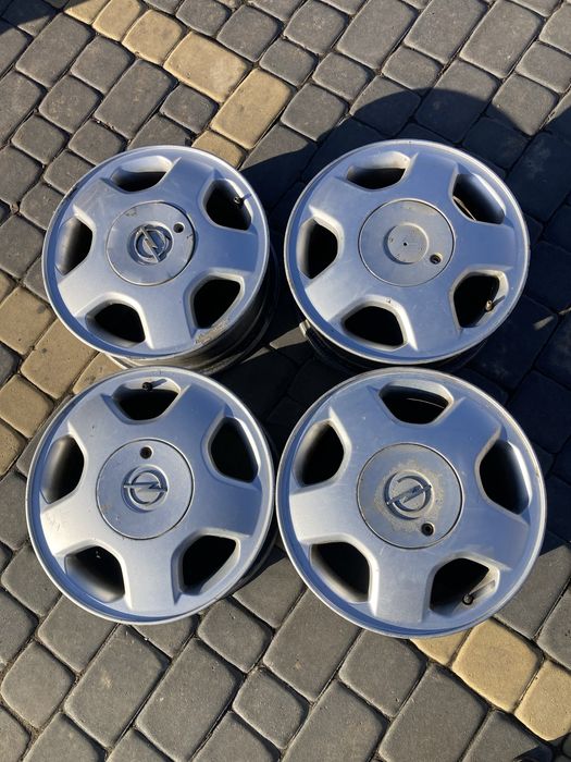 Диски 5 110 15 опель легкосплавні