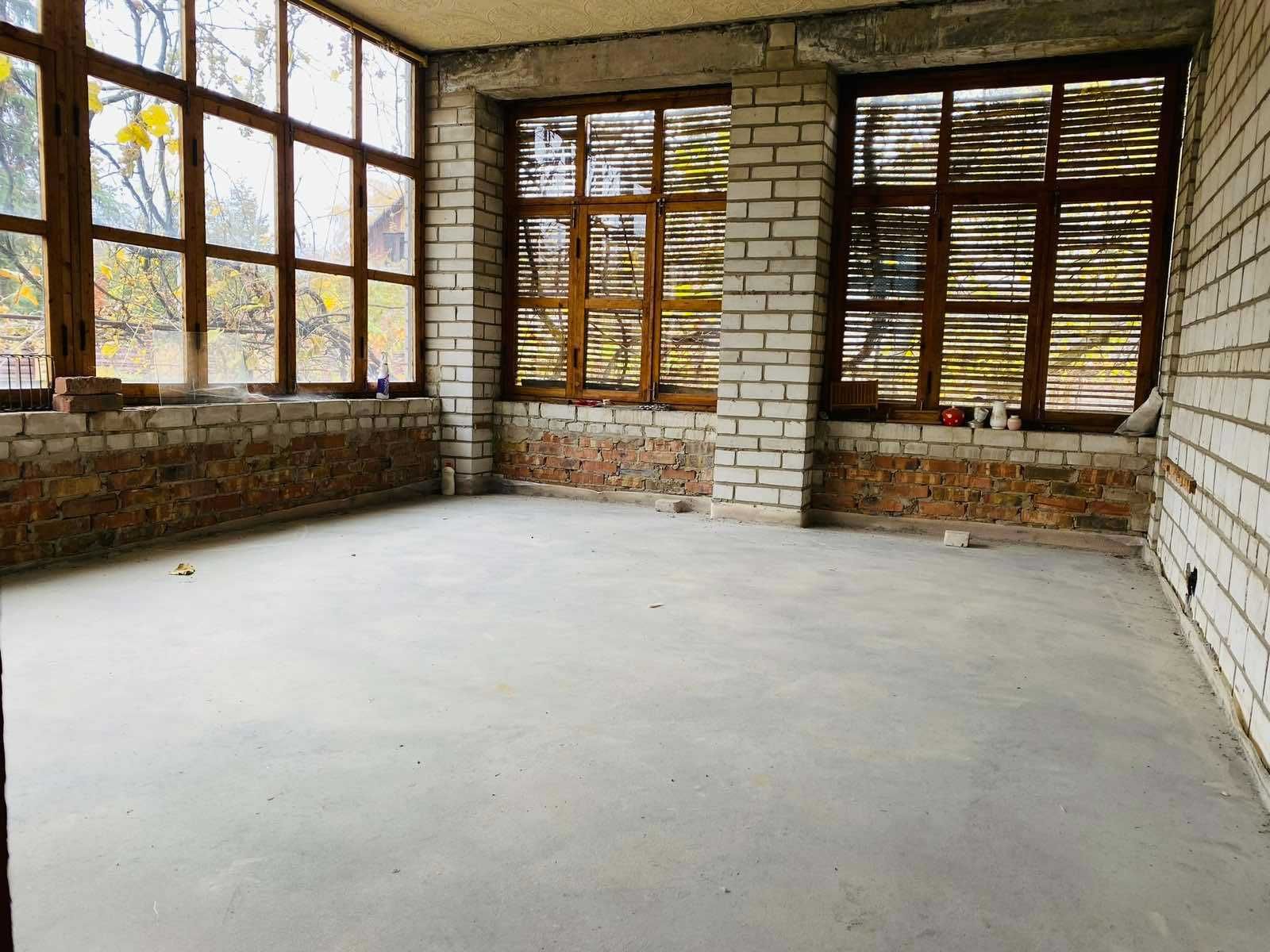 Продаж двоповерхового будинку 200 кв.м. 6 с. у селі Козин, Конча Заспа