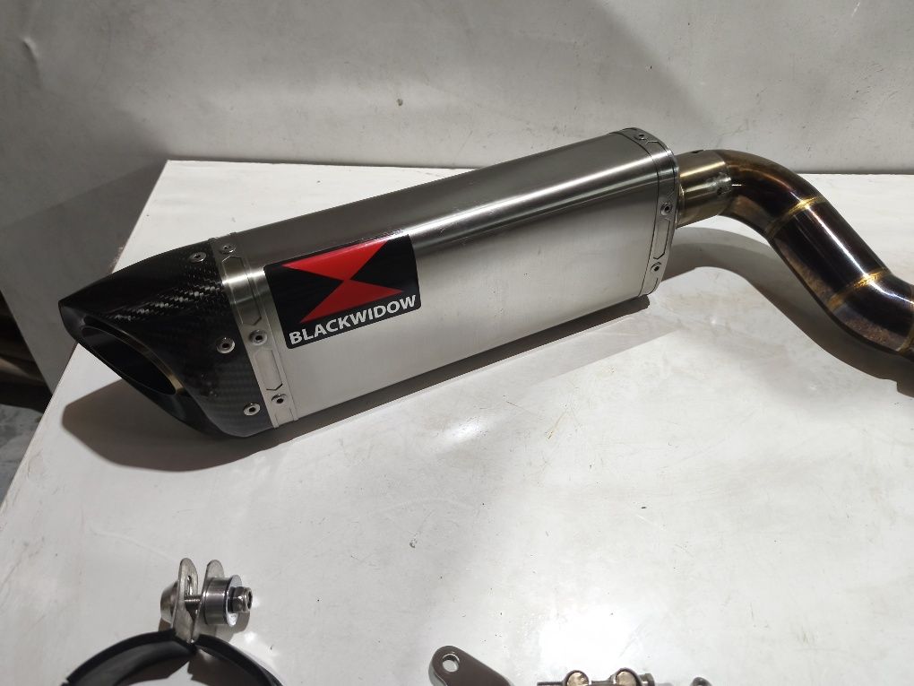 Escape Black Widow Yamaha MT 09 / 
XSR 900/ TRACER 900