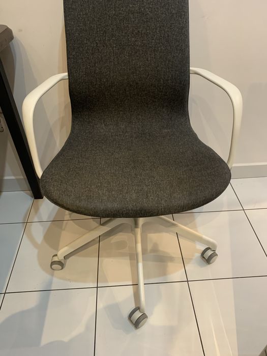 IKEA LANGFJALL Krzesło biurowe z podłokietnikami fotel do biurka IKEA