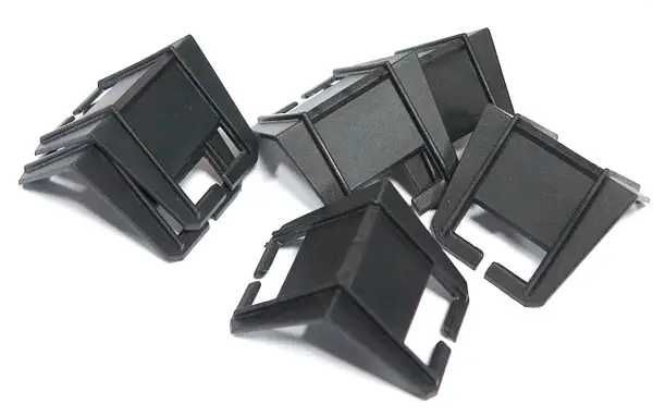 Кутник захисний пакувальний, картонний та пластиковий