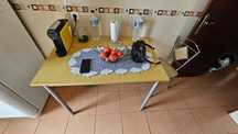 Mesa de cozinha + 2 cadeiras