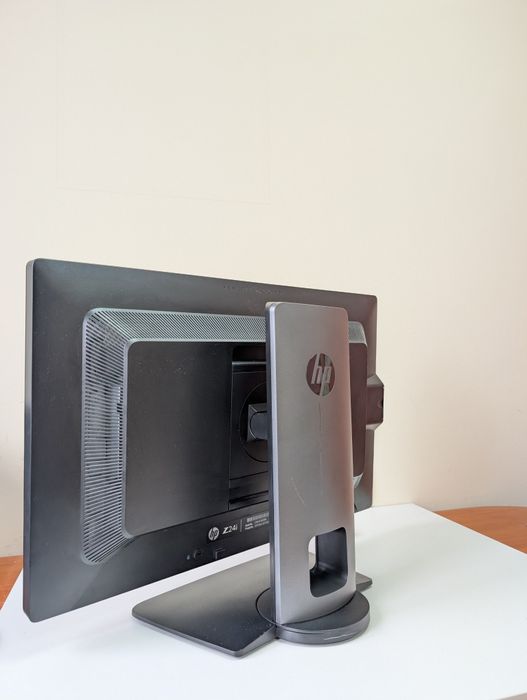 Монітор HP  Z24i /FHD/LED/IPS/16:10/24"/1920 x 1200/ПДВ.ОПТ.РОЗДРІБ