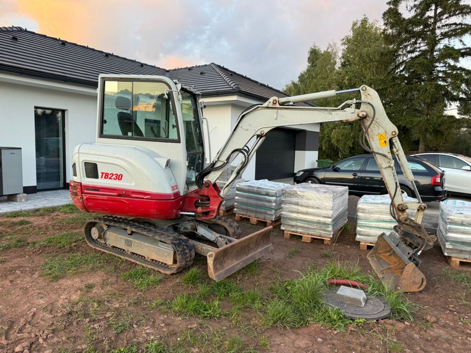 Minikoparka Takeuchi TB230  2021 rok , Umowa ,