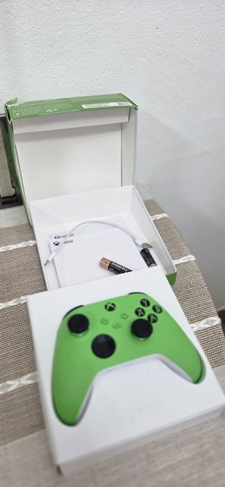 Vende-se Comando XBOX Velocity Green (Wireless Verde)