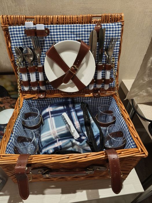 Продам корзину для пикника