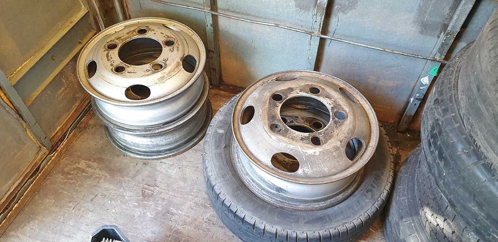 Felga Felgi Canter Fuso 5s13 3c13  5 lub 6 Śrub