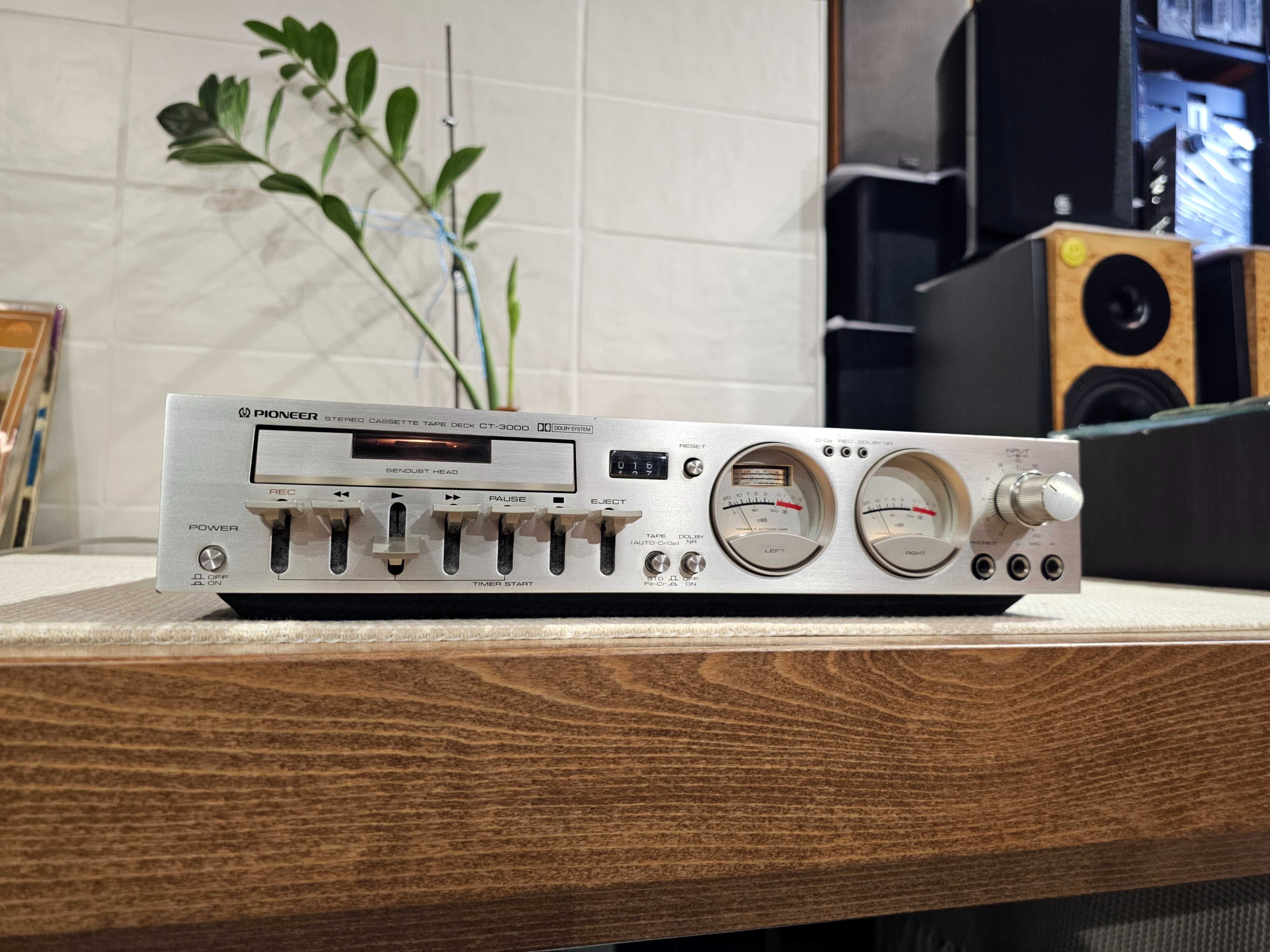 Касетна дека Pioneer CT-3000
