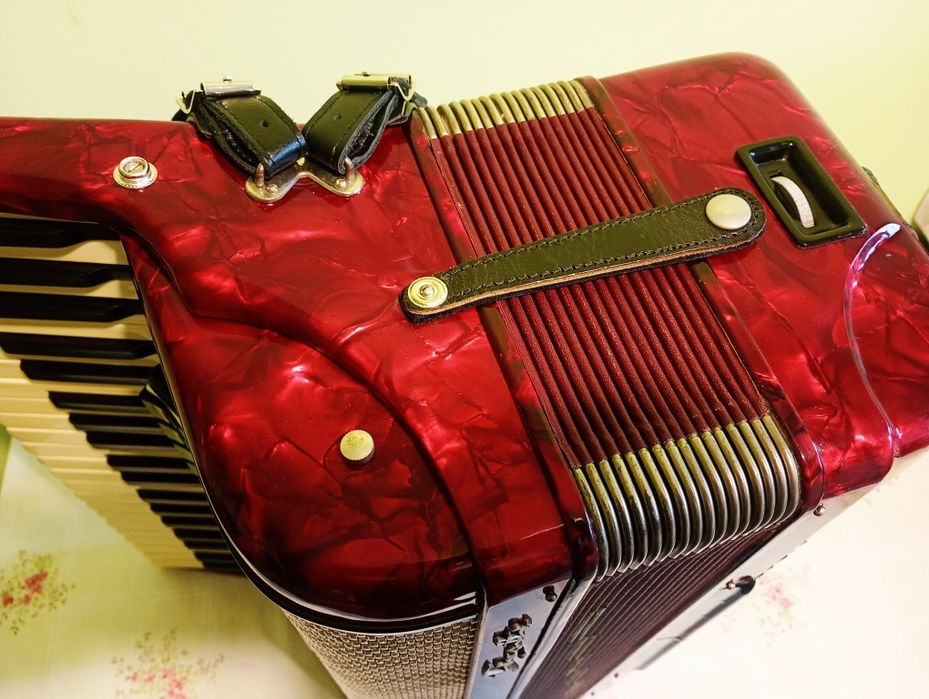 Akordeon Firotti 120b