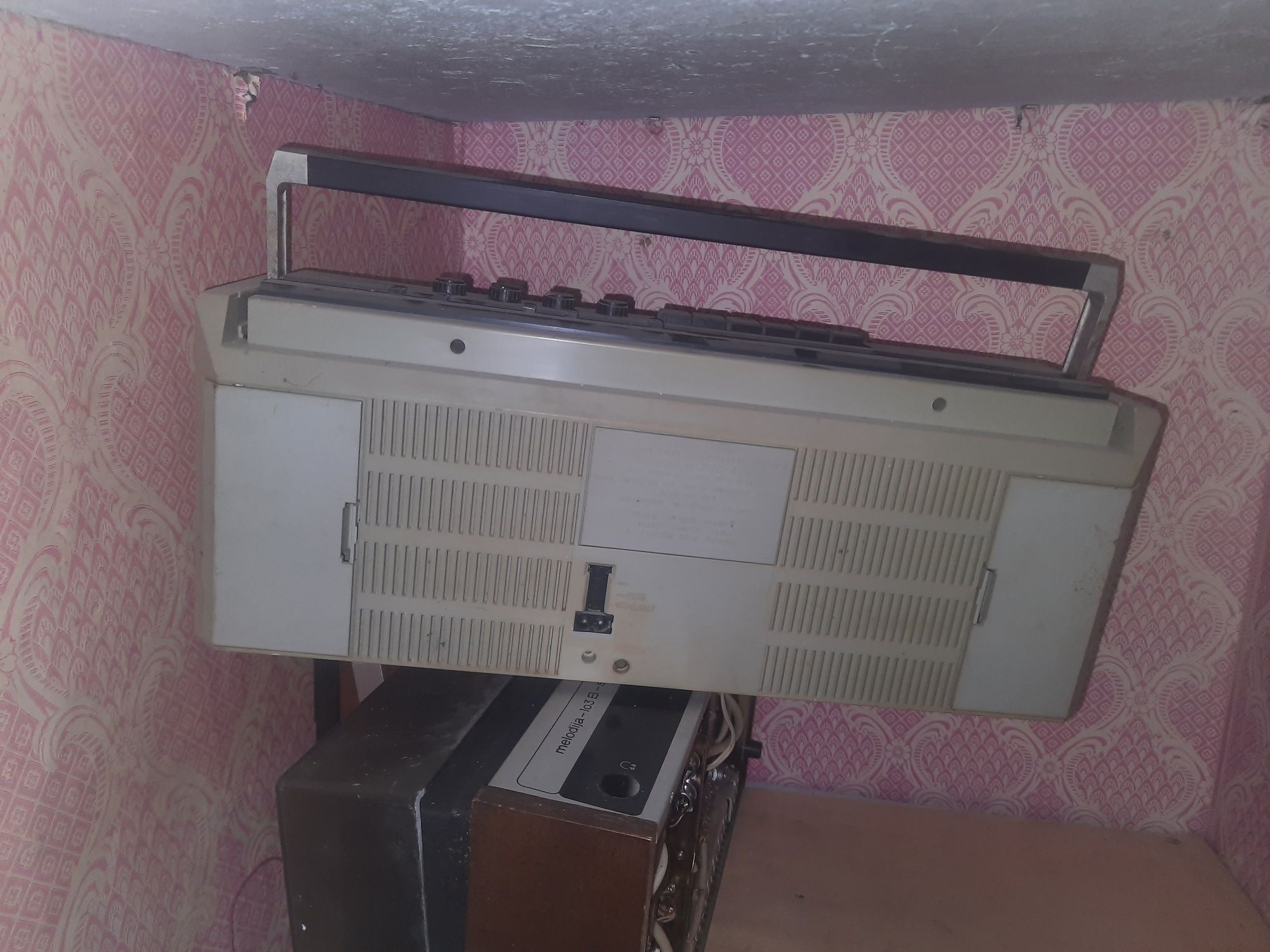 Продам Магнитофон весна 212с-4 стерео