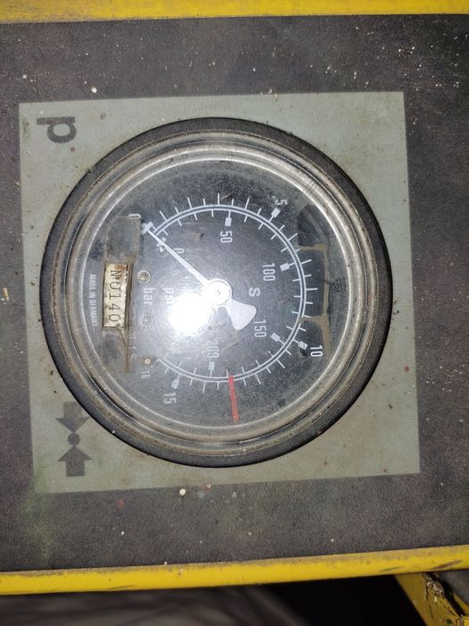 Продам компресор Kaeser TU11 Airtower