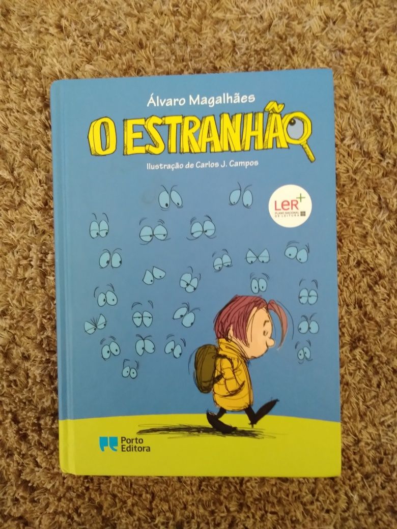 Livro "O Estranhão"