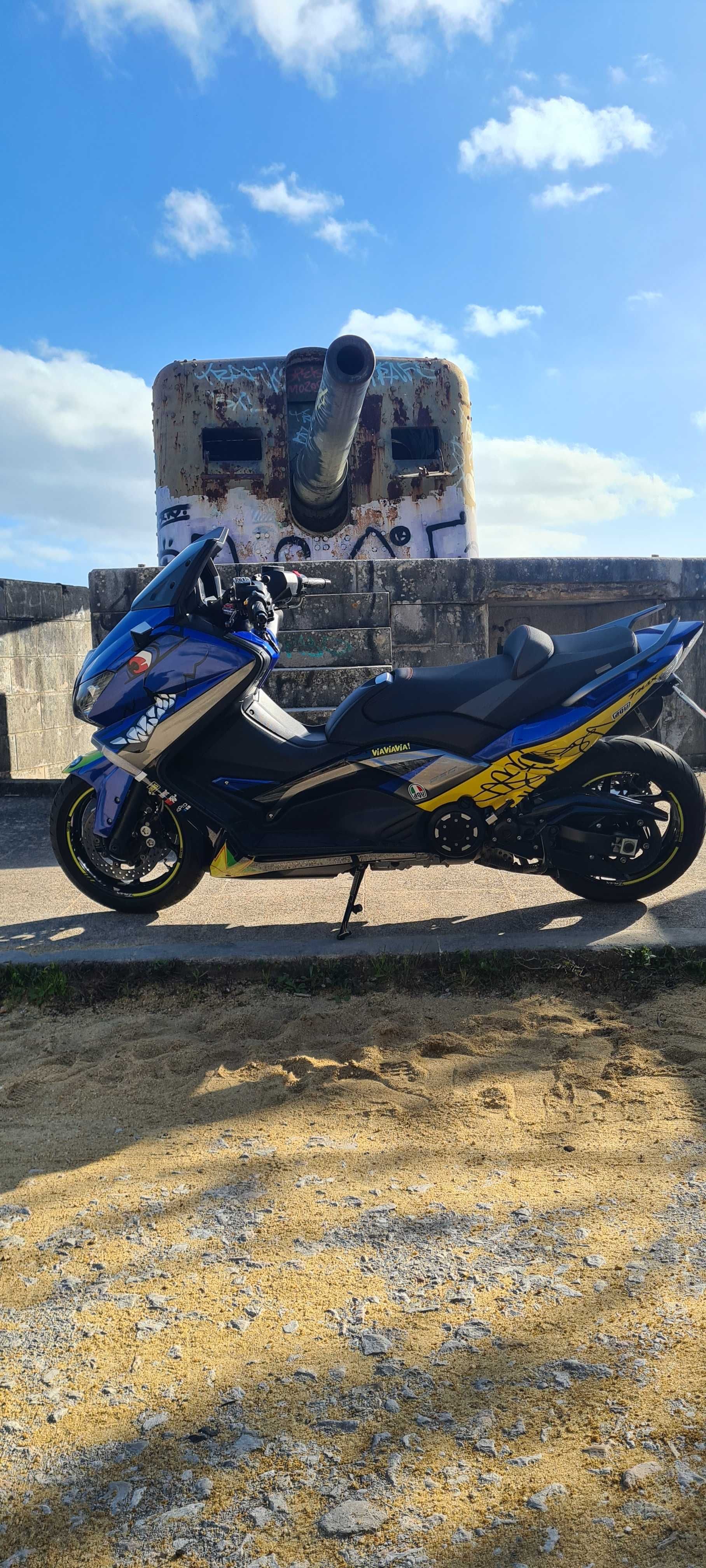 Yamaha t-max 530