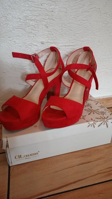 Buty obcas koturn sandały