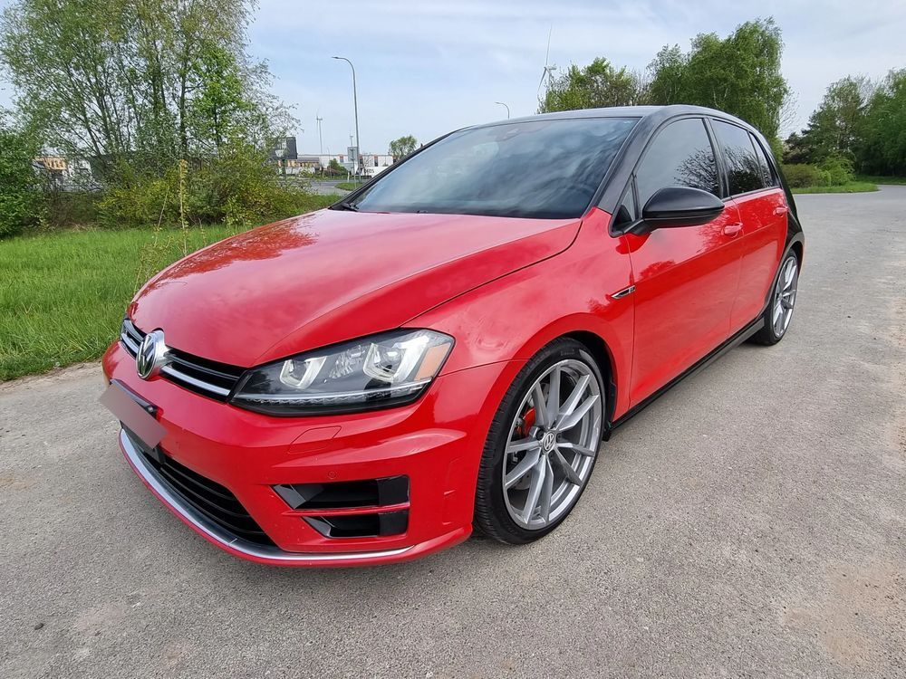 Volkswagen Golf R 4Motion