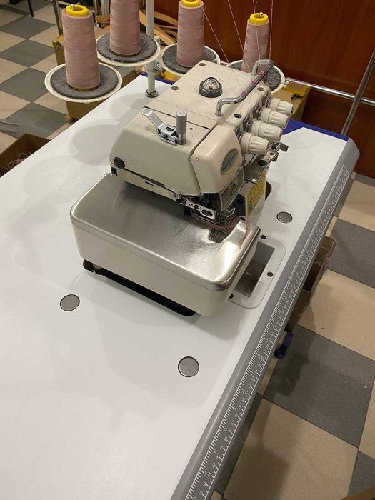 Промисловий оверлок 4-х ниточний Typical GN 794 D