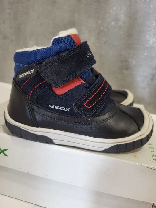 Продам черевики Geox весна/осінь