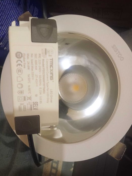 Lampy pod szafki