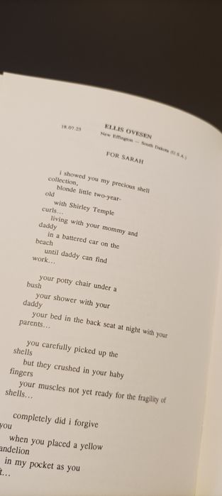 Livro de poesia "VII Antologia de Poesia Contemporânea"