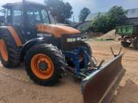 New holland 8260