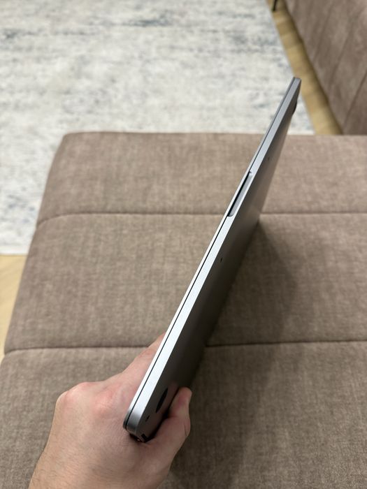 MacBook Pro 2017 15 i7 2.8/ 16GB /512 GB/ Touch Bar / 94% АКБ