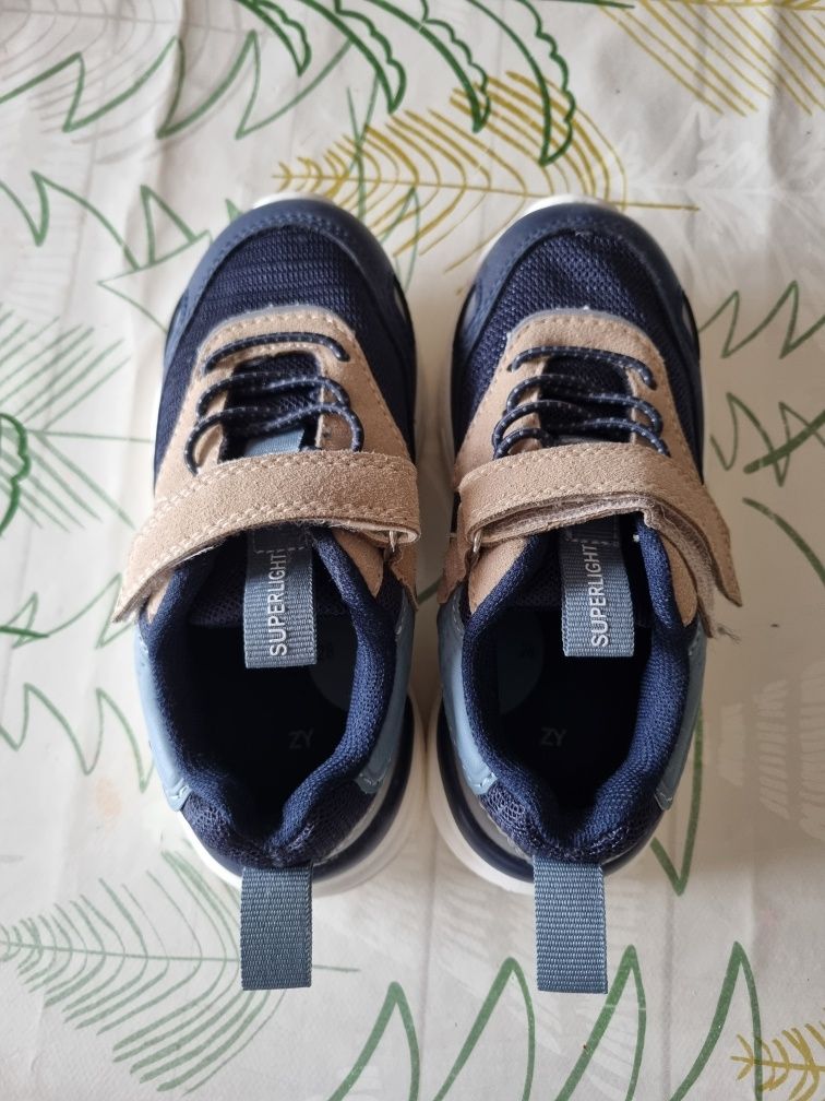 Tenis Zippy Superlight 28