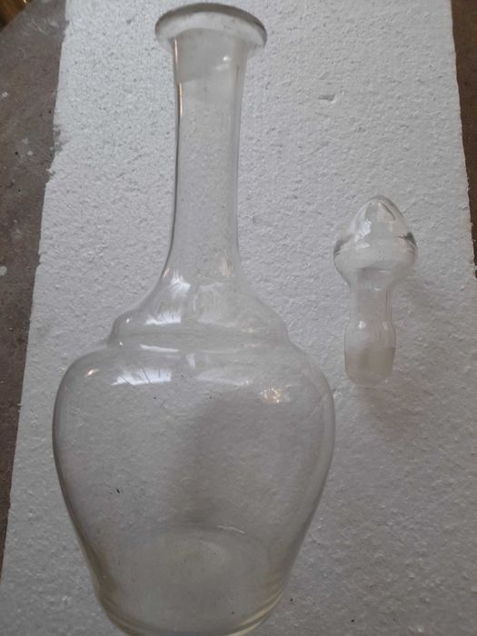 Garrafa Lisa em Vidro + 6 Copos Lapidados ( Muito Antigo )