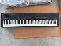 Yamaha CP33  Stage Piano de palco muito bom estado
