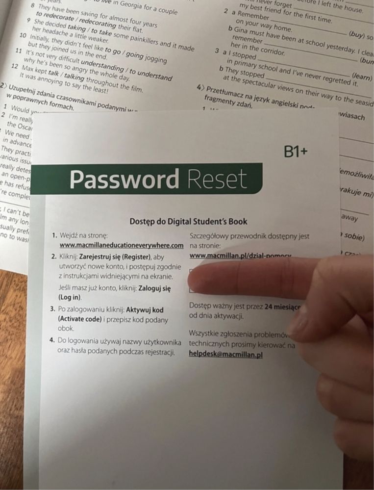 Broszurka angielski ćwiczenia Password Reset B1+