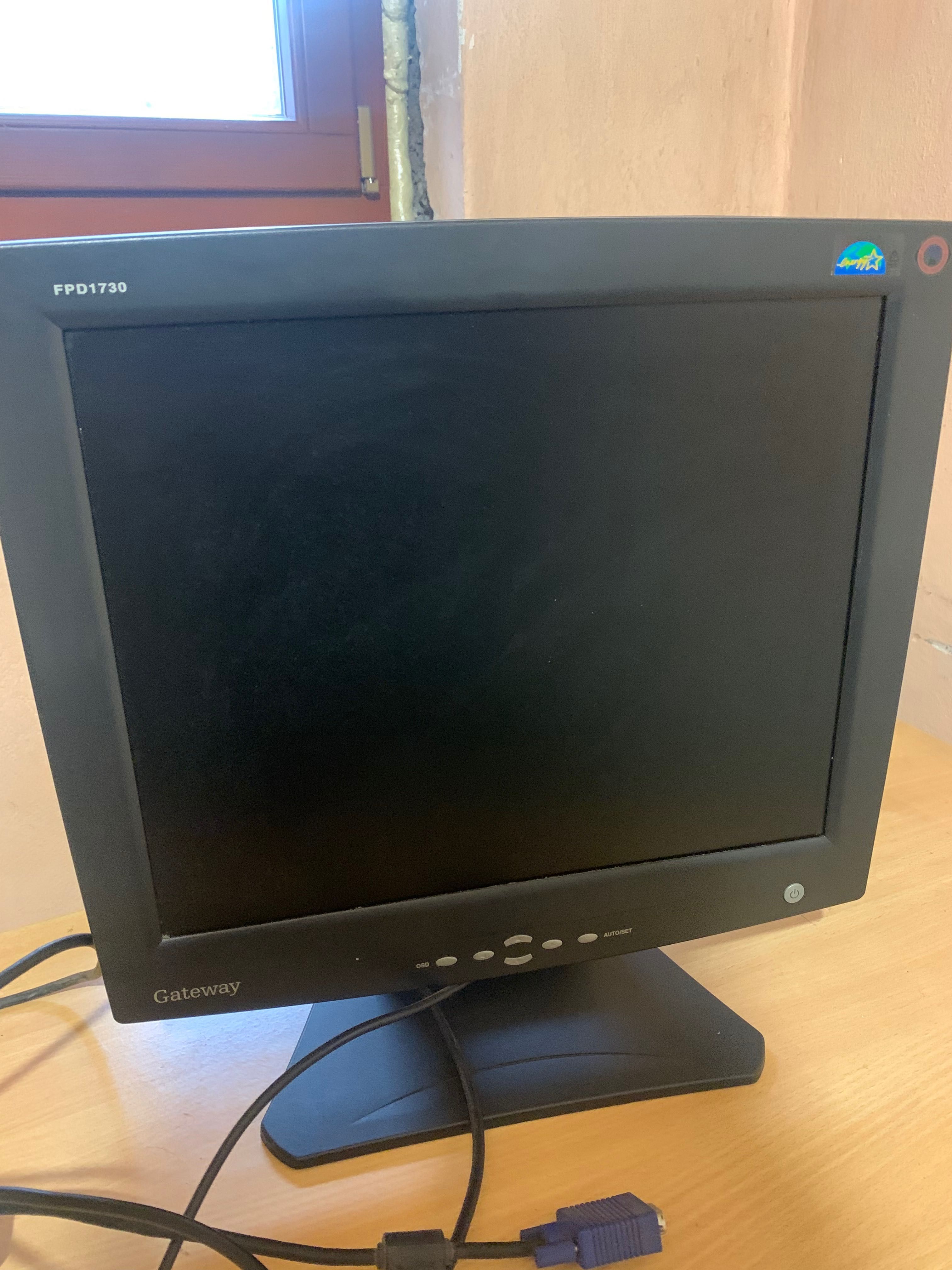 Monitor czarny gateway fpd1730 komputer