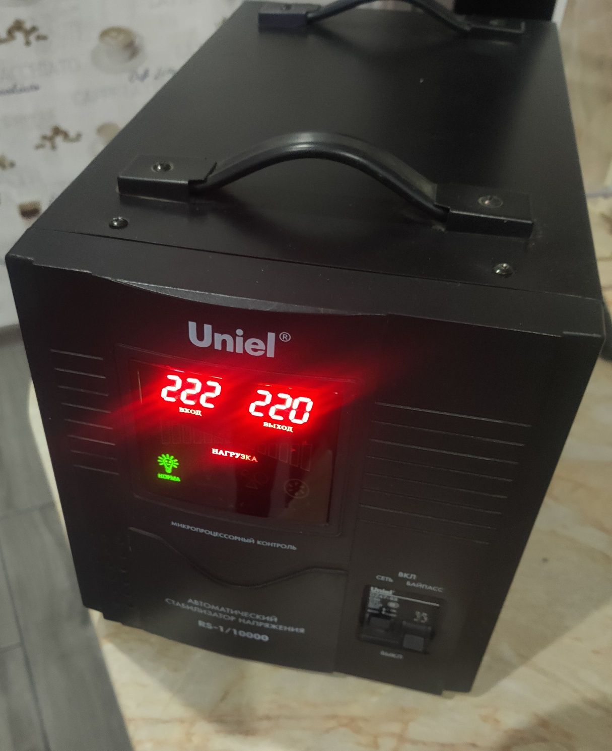 Стабилизатор UNIEL RS-1/10000