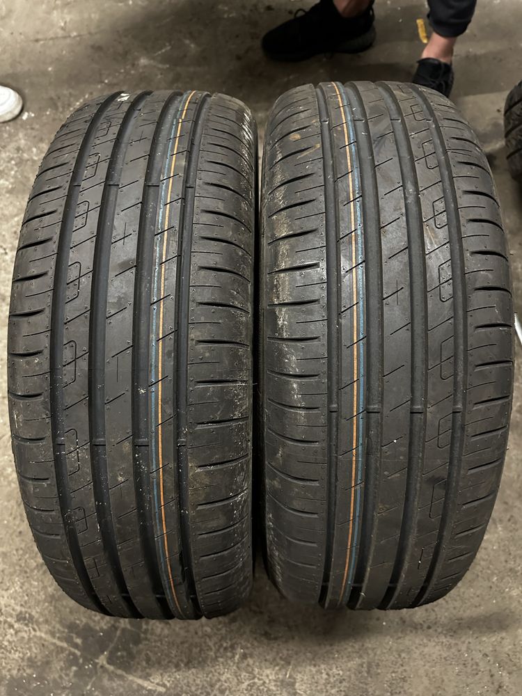 215/55/17 Goodyear Efficientgrip 94V 2022r 7,8mm 2szt