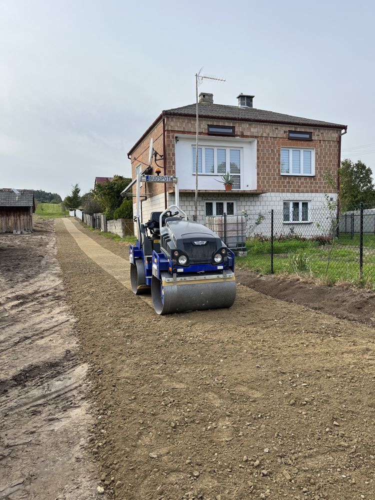 Budowa dróg dojazdowych, wjazdów, przepustów, układanie płyt drogowych