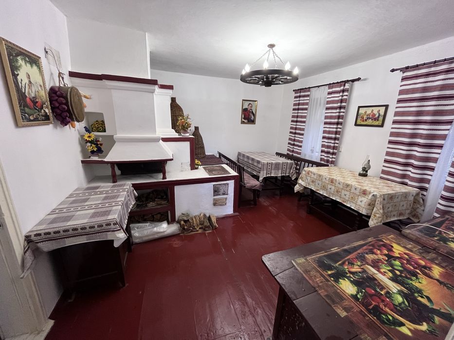 Продається будинок біля лісу в селі Чмирівка Черкаської області