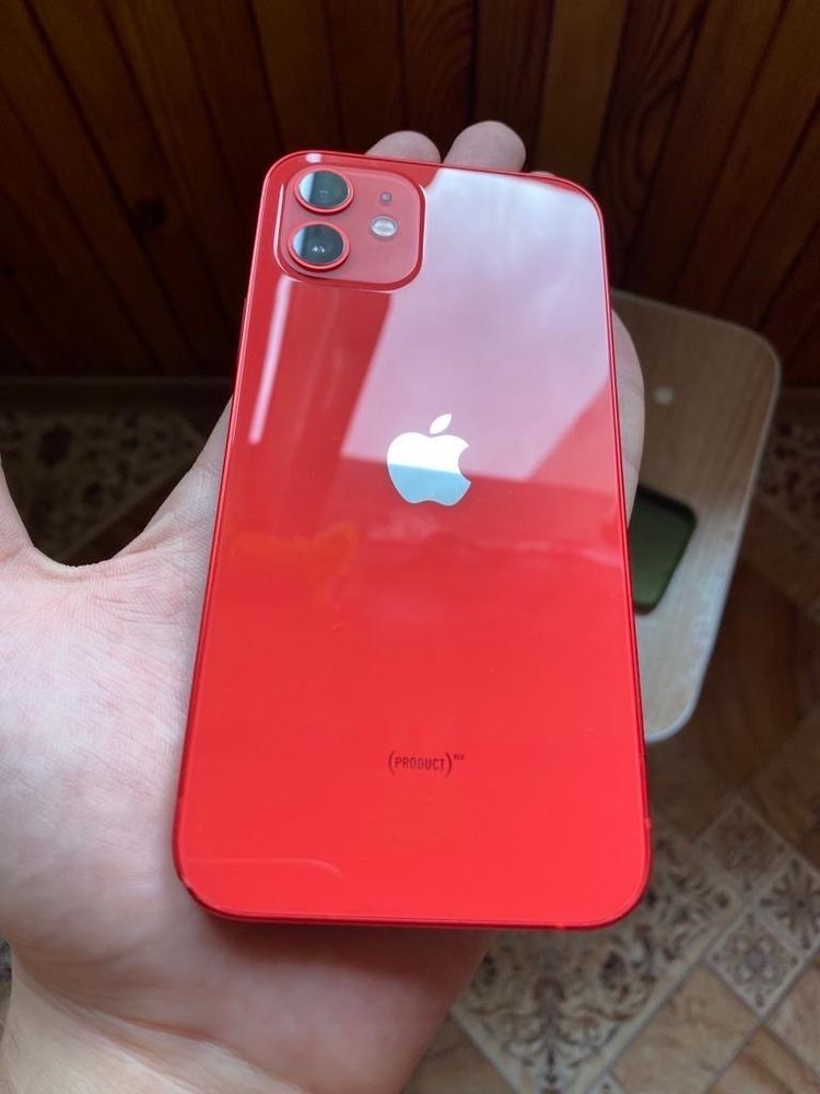 iPhone 12/64 red never lock
