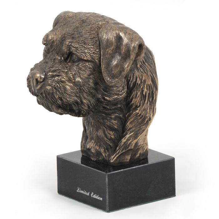 Border Terrier głowa na kamieniu Art-Dog