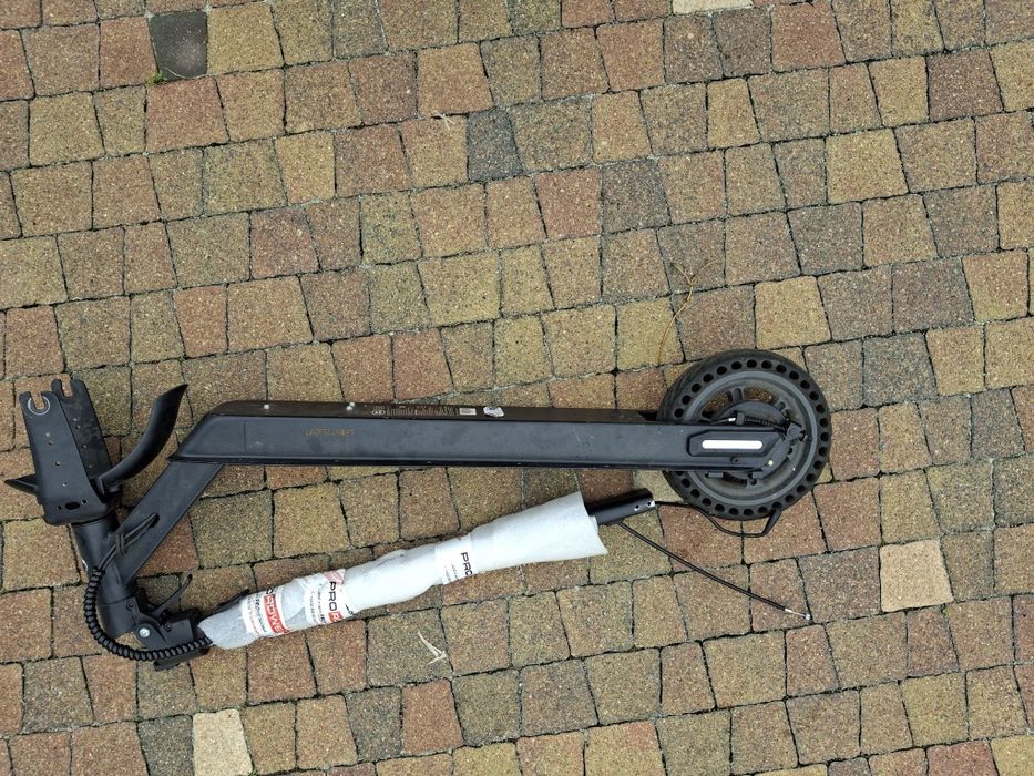 Sprzedam ramę do hulajnogi elektrycznej land-rover 2022