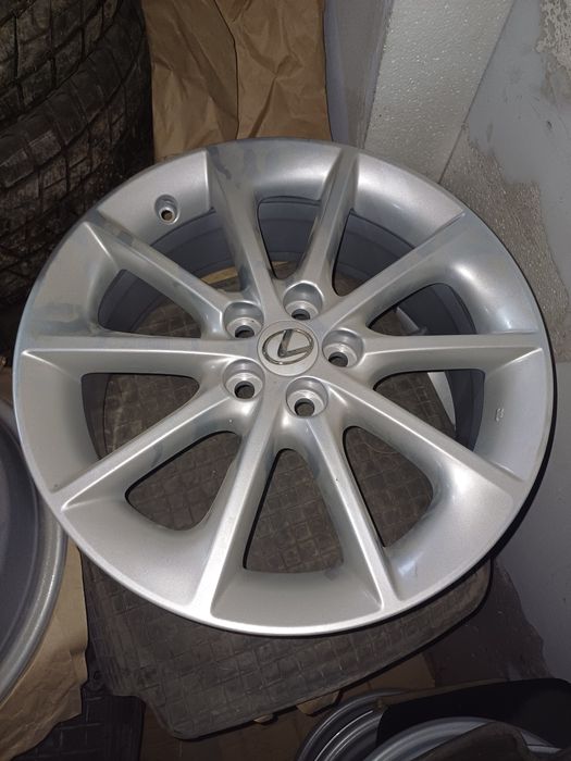 Toyota-Lexus Prius CT200H 5x100 R17 диски легклсплавные.