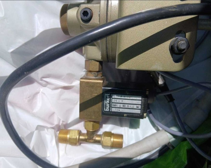 Продам фен для пайки пластику