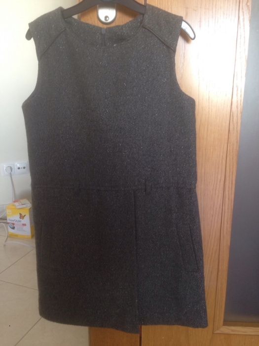 Vestido menina cinza escuro. 9 anos