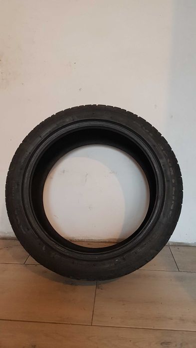 Шина літня  235х40 R17