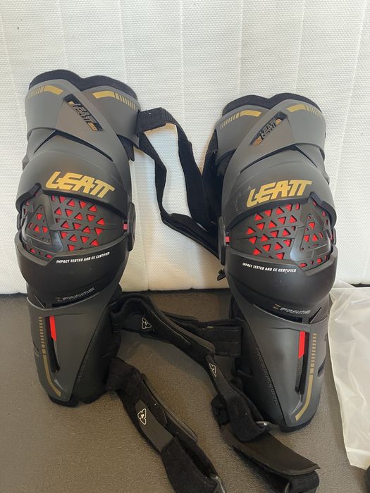 Joelheiras Leatt
