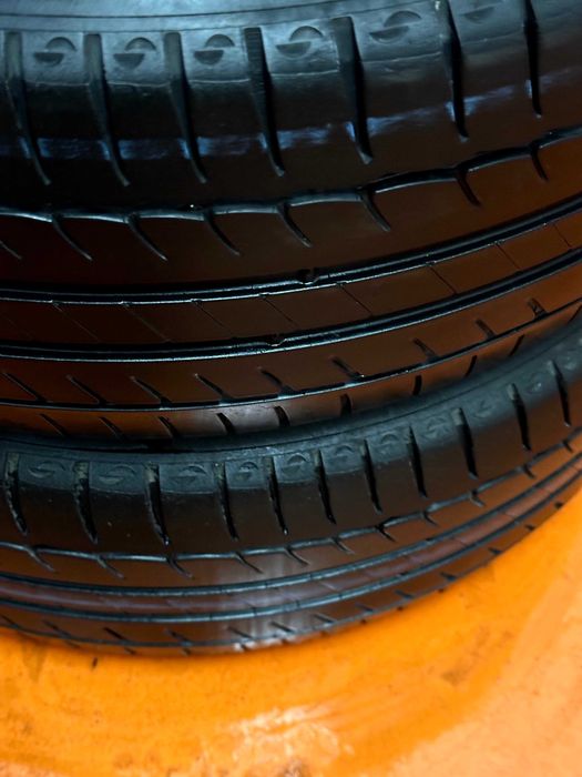 Pneus Michelin Primacy HP - 215/60/16 - Impecáveis