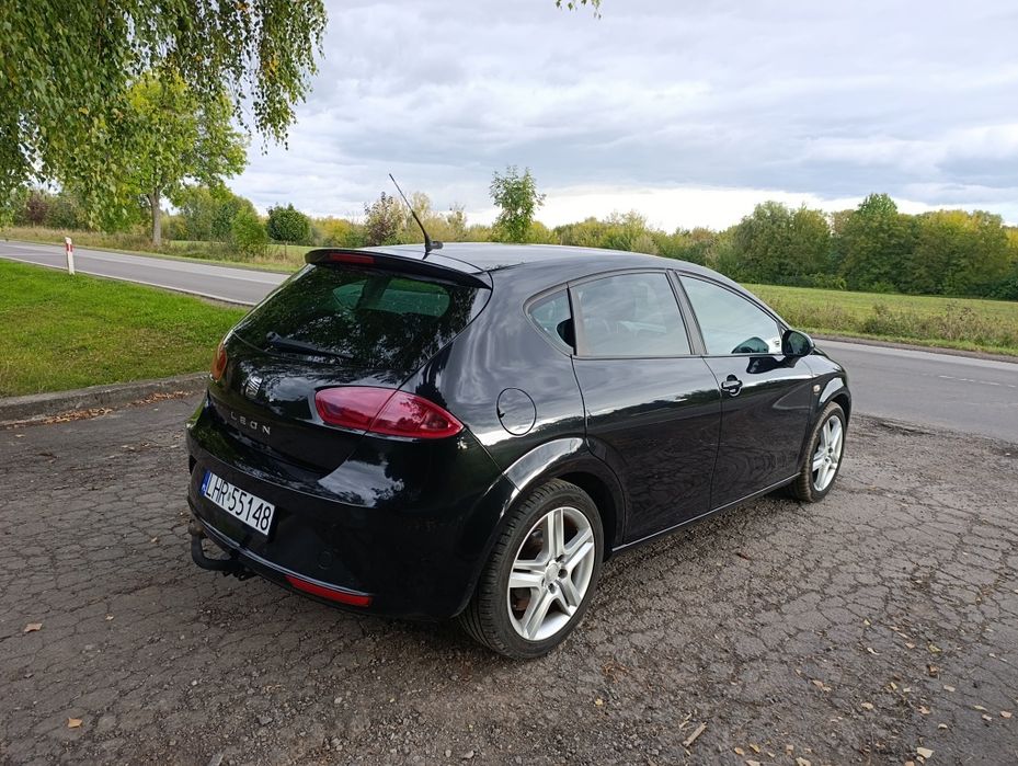 Seat Leon 2012 rok lift ksenon nawigacja zamiana super stan