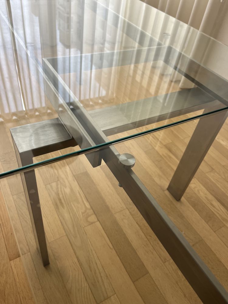 Mesa de vidro extensivel